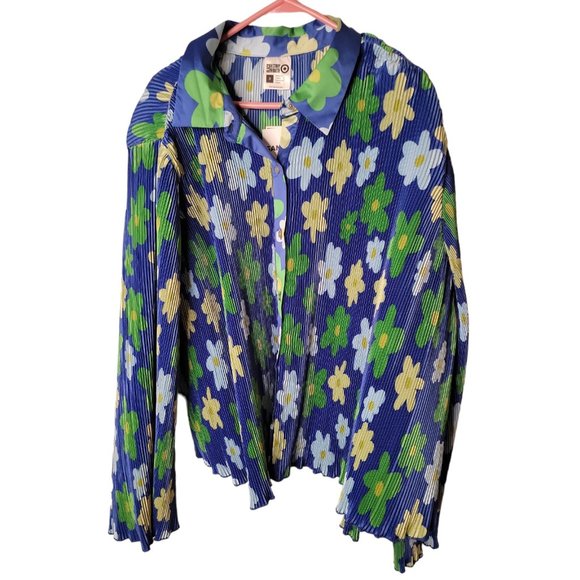 Black History Month Sammy B Size 2X Womens Top Blue Floral Crinkle Pleated NWT - Picture 1 of 7